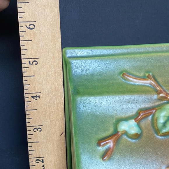 Roseville Green Snowberry Ceramic Bookends Floral Design 40s 50s Vintage Pottery - Picture 9 of 10